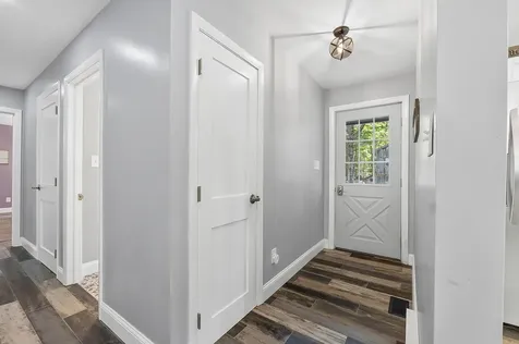 18 Lisa Lane Naples ME 04055