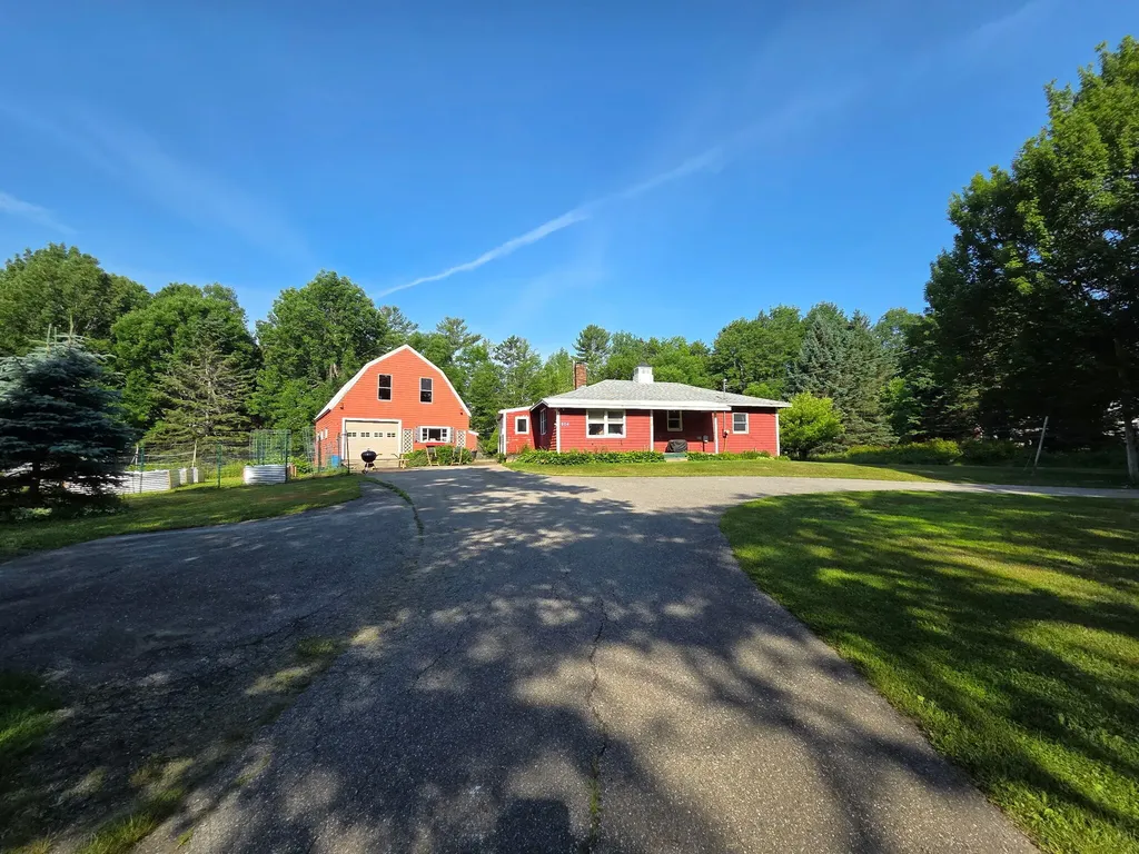 804 Main Road Islesboro ME 04848