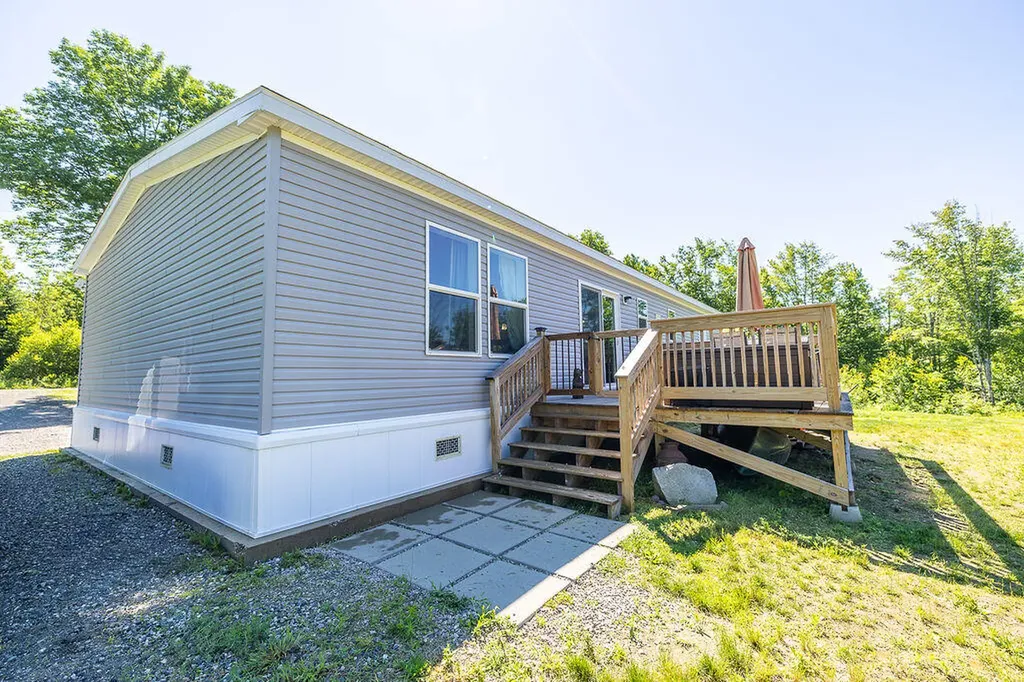 55 Pindo-polara Jefferson ME 04348