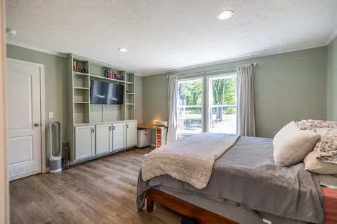 55 Pindo-polara Jefferson ME 04348