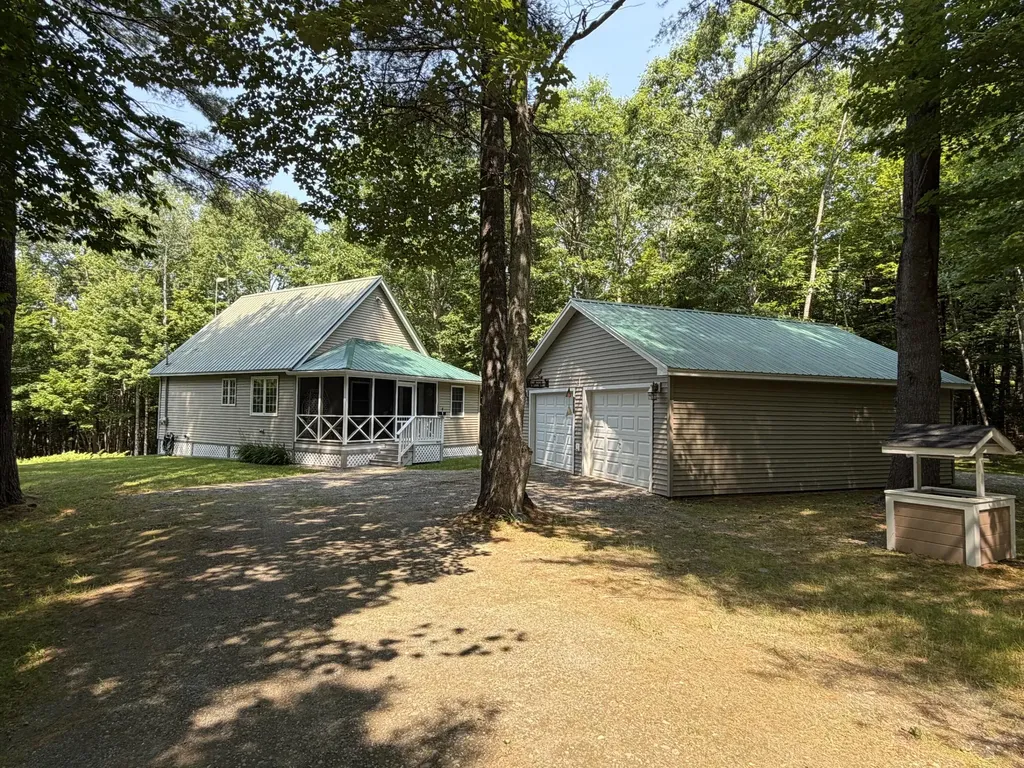 3 Loon Lane Abbot ME 04406
