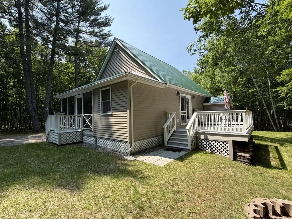 3 Loon Lane Abbot ME 04406