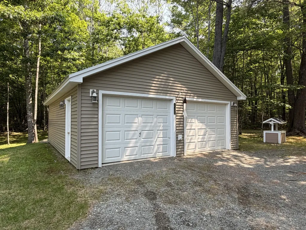 3 Loon Lane Abbot ME 04406