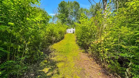 179 S Effingham Road Newfield ME 04095