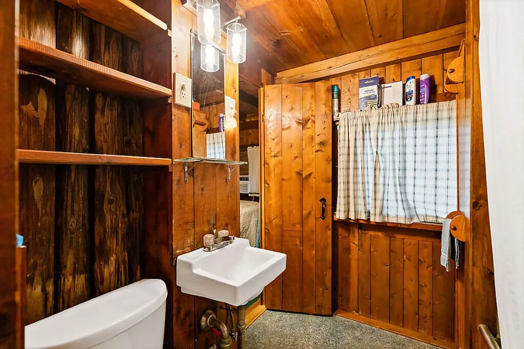80 Park Lane Vassalboro ME 04989