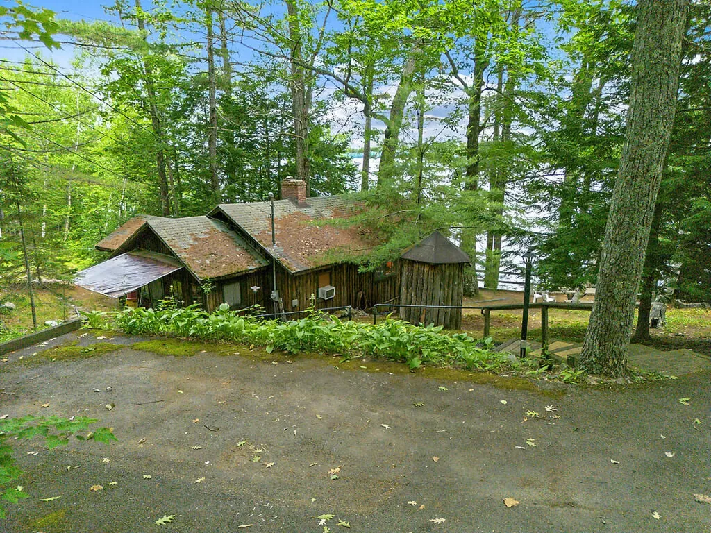80 Park Lane Vassalboro ME 04989