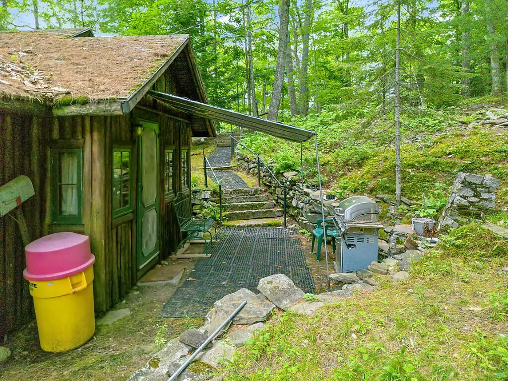 80 Park Lane Vassalboro ME 04989