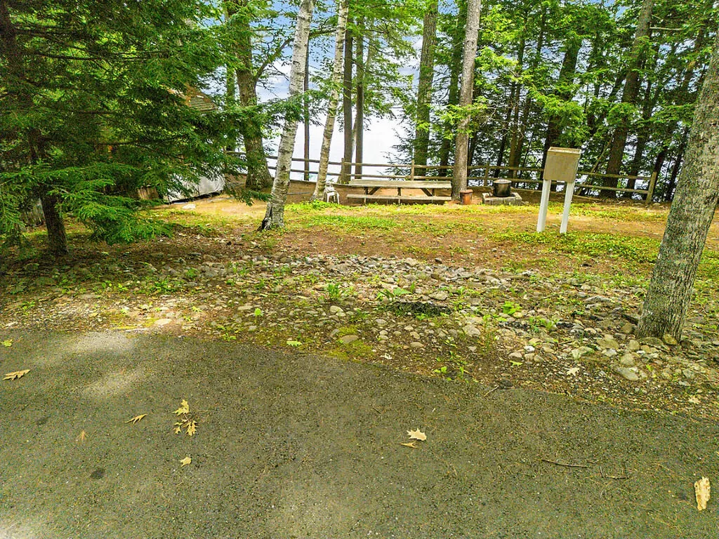 80 Park Lane Vassalboro ME 04989