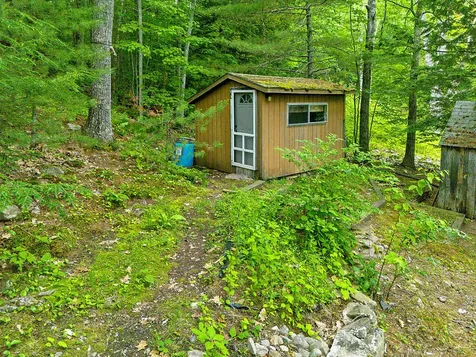 80 Park Lane Vassalboro ME 04989