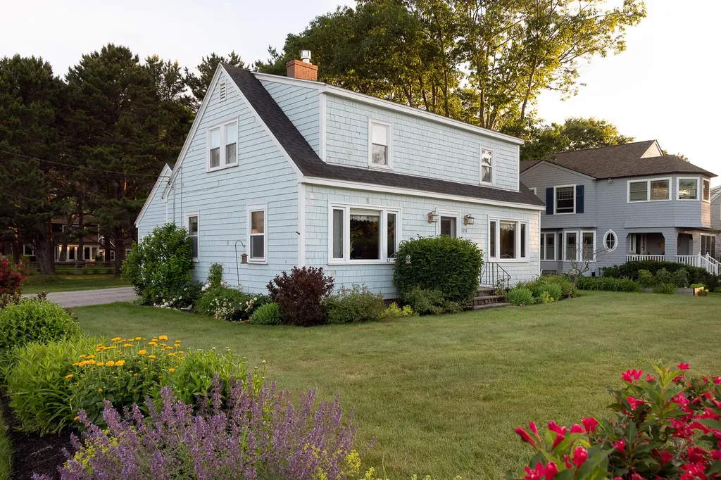 1052 Kings Highway Kennebunkport ME 04046