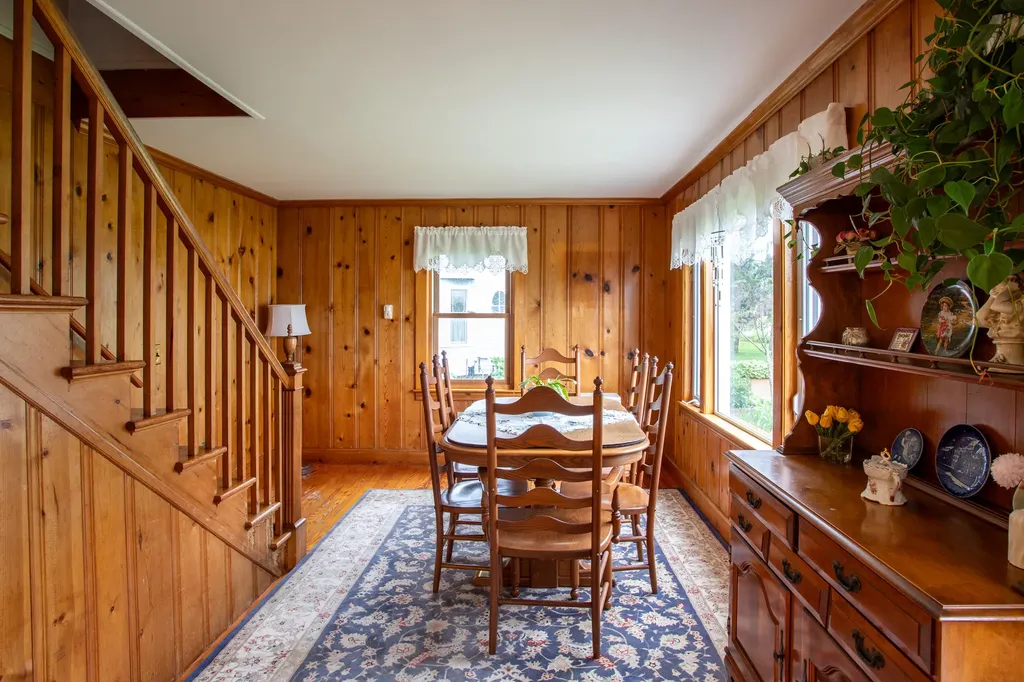 1052 Kings Highway Kennebunkport ME 04046