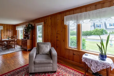 1052 Kings Highway Kennebunkport ME 04046