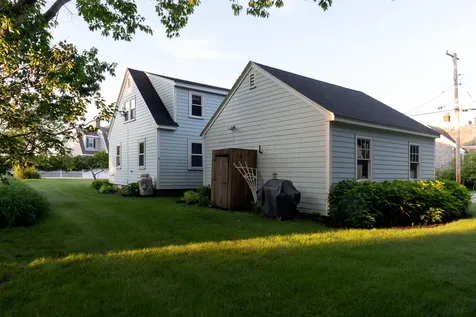 1052 Kings Highway Kennebunkport ME 04046