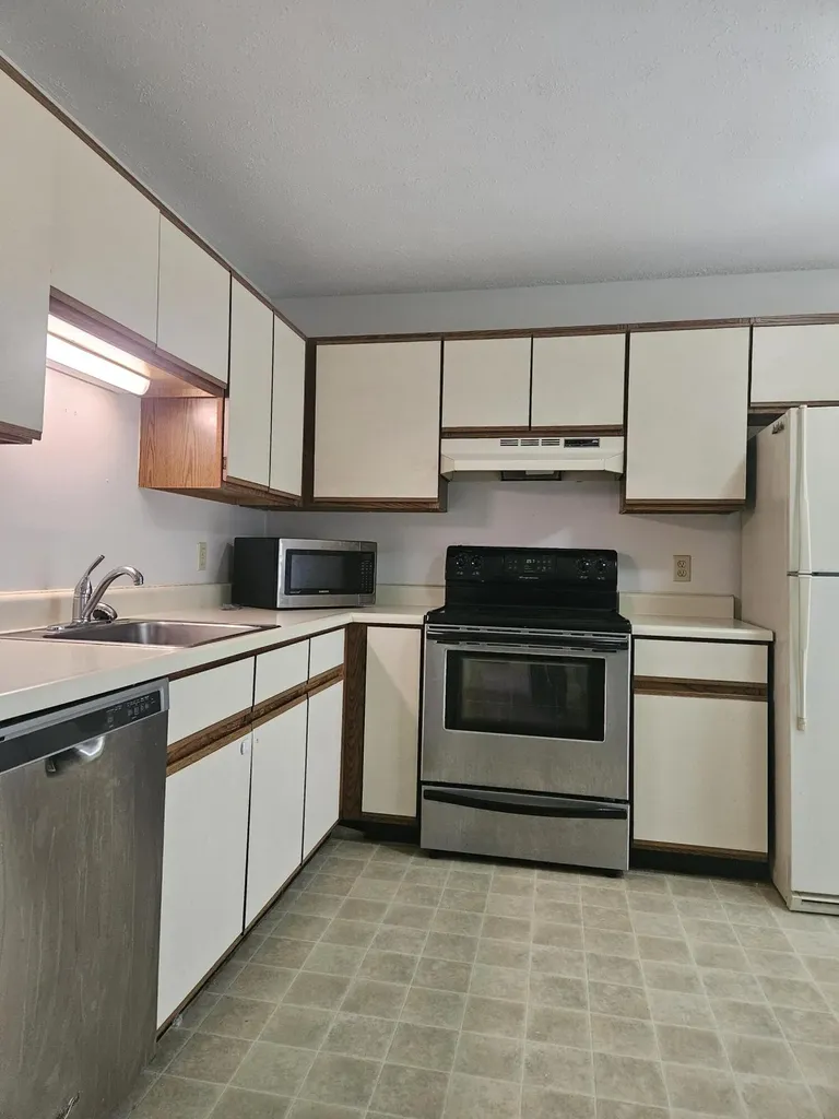 6 Lupine Lane Bath ME 04530