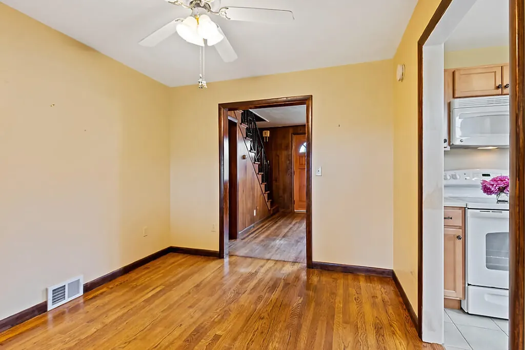 67 River Road Benton ME 04901