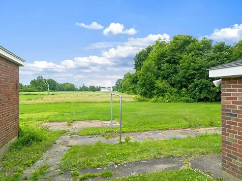 67 River Road Benton ME 04901
