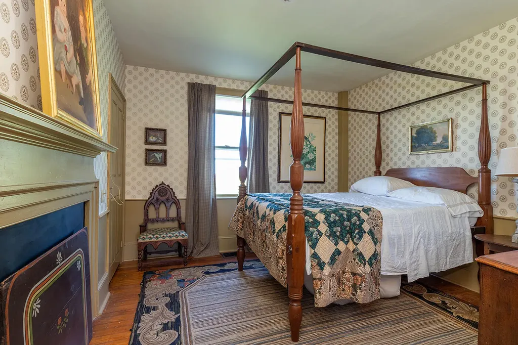 174 Barrett Hill Road Union ME 04862