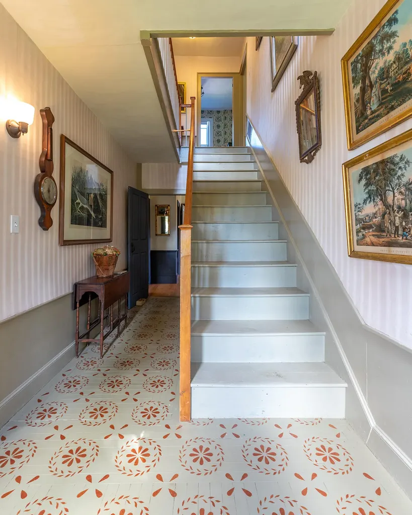 174 Barrett Hill Road Union ME 04862