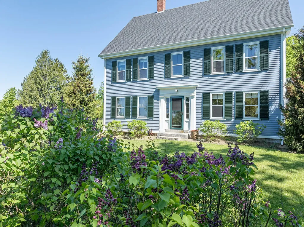 174 Barrett Hill Road Union ME 04862