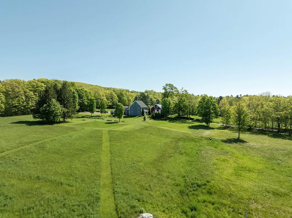 174 Barrett Hill Road Union ME 04862
