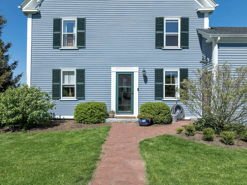 174 Barrett Hill Road Union ME 04862