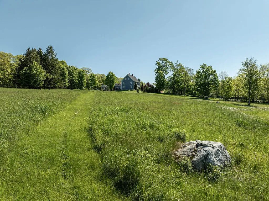 174 Barrett Hill Road Union ME 04862