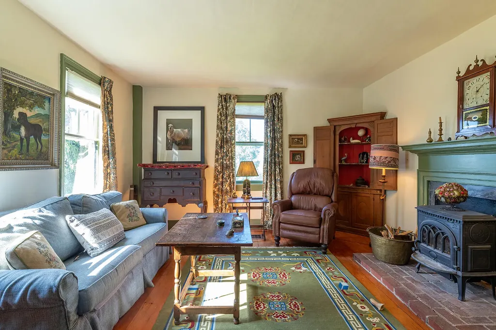 174 Barrett Hill Road Union ME 04862