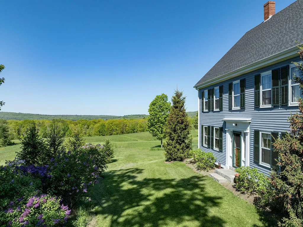 174 Barrett Hill Road Union ME 04862