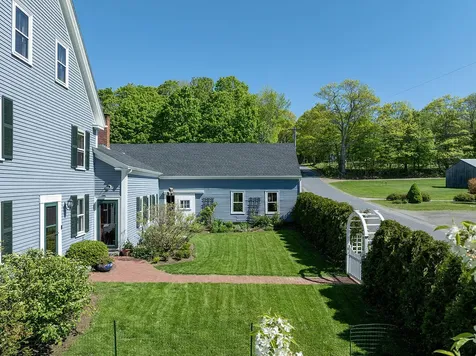 174 Barrett Hill Road Union ME 04862