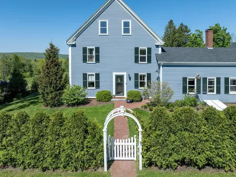 174 Barrett Hill Road Union ME 04862