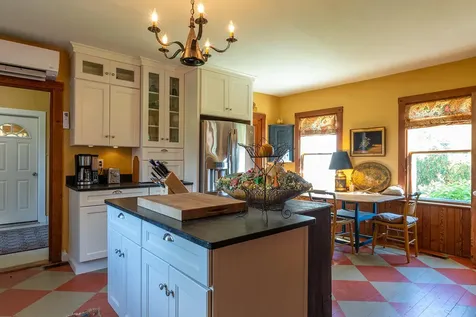 174 Barrett Hill Road Union ME 04862