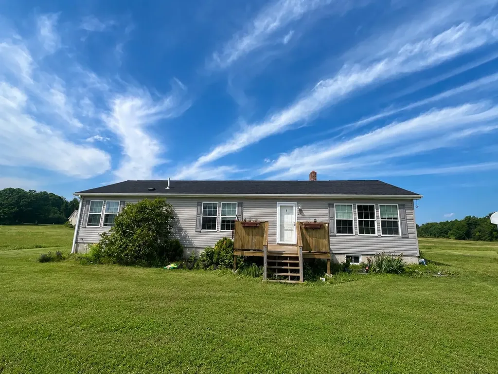 920 Albion Road Winslow ME 04901