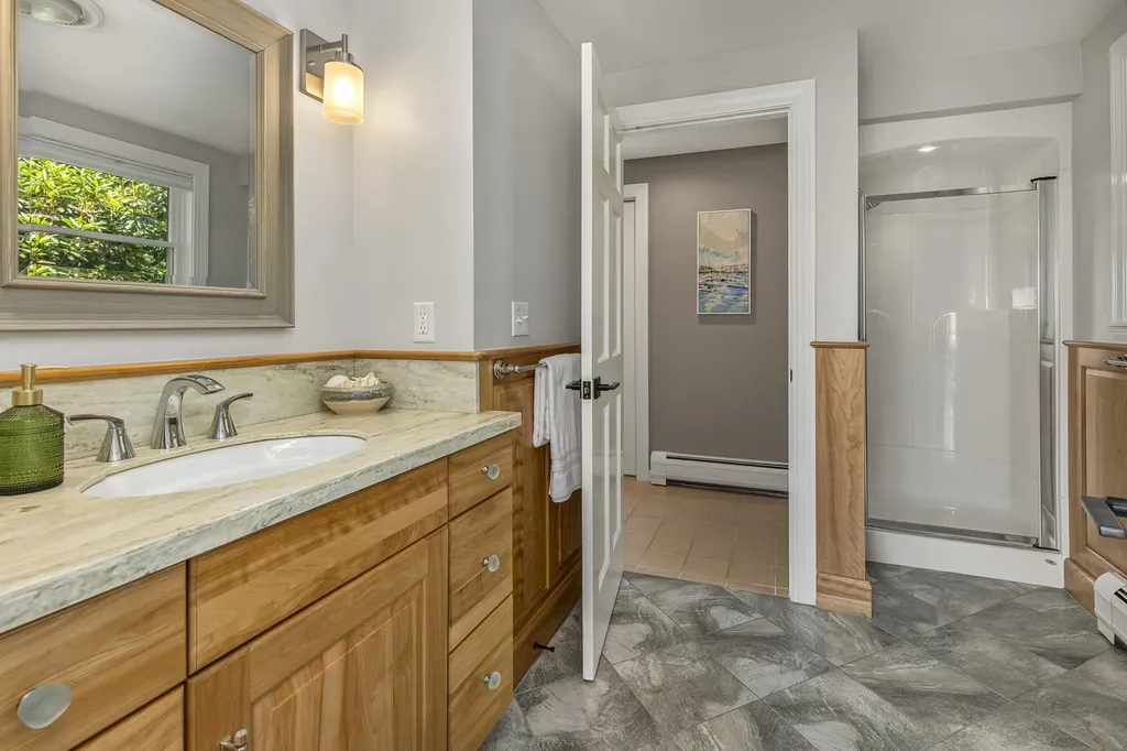 4 Ledge Road Cumberland ME 04110