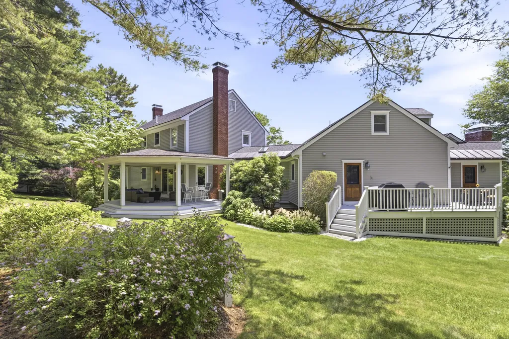 4 Ledge Road Cumberland ME 04110