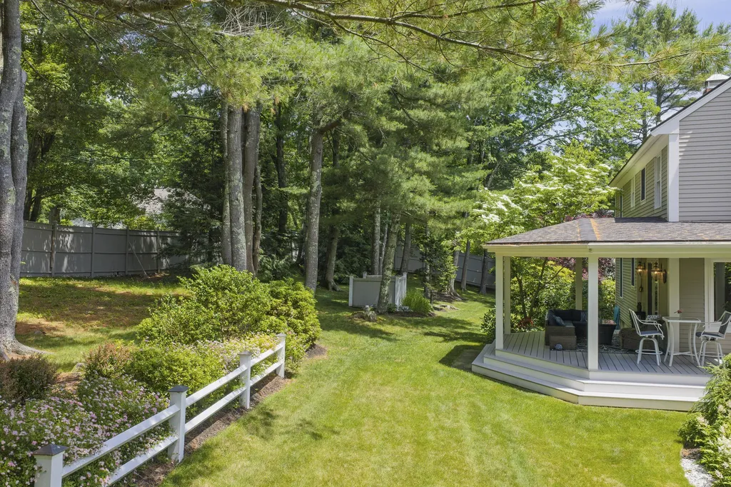 4 Ledge Road Cumberland ME 04110