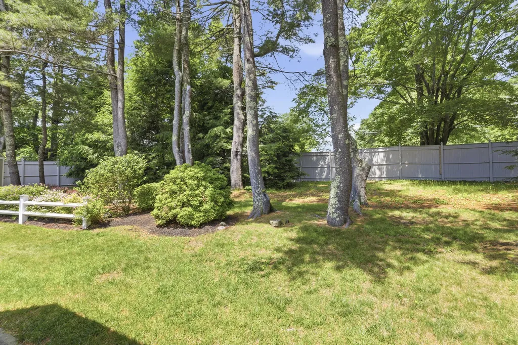 4 Ledge Road Cumberland ME 04110