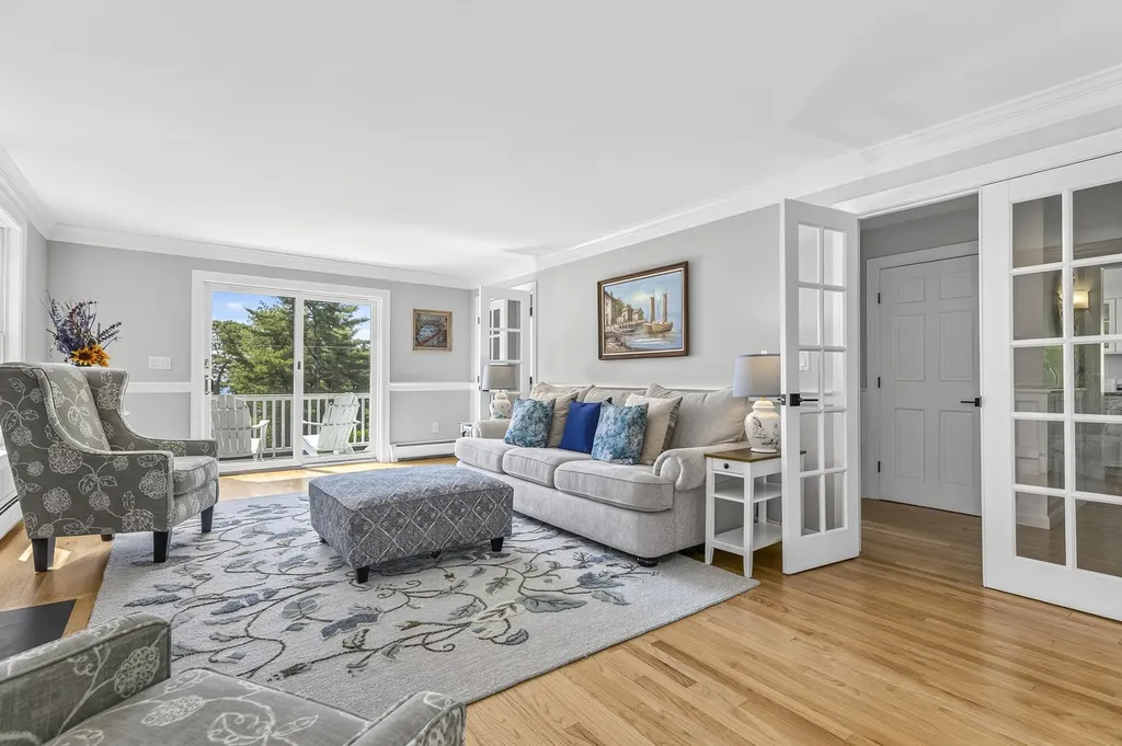 4 Ledge Road Cumberland ME 04110