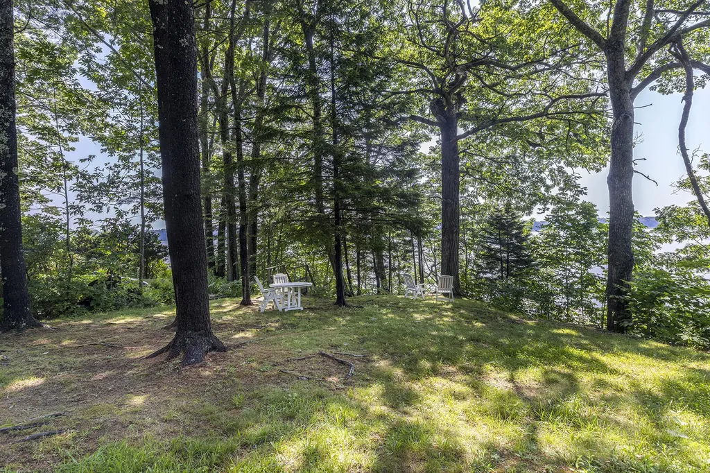 4 Ledge Road Cumberland ME 04110