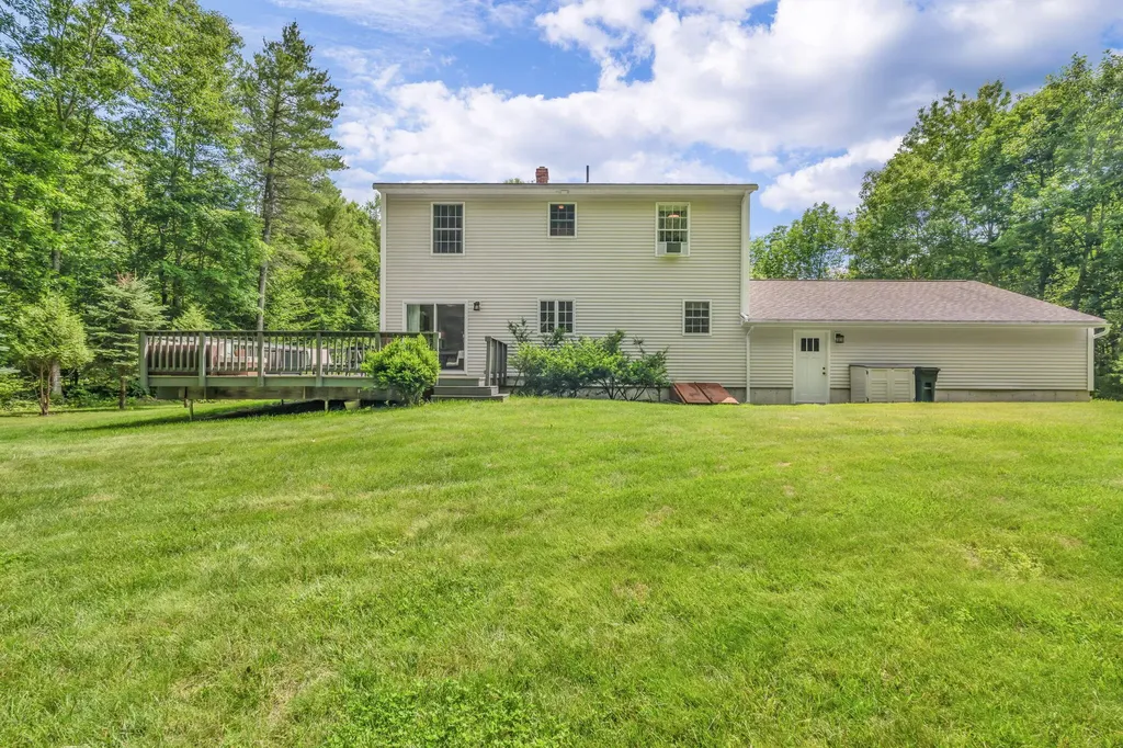 10 Friendship Drive Gray ME 04039