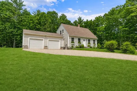 10 Friendship Drive Gray ME 04039