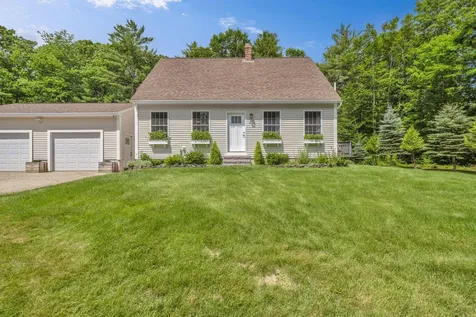 10 Friendship Drive Gray ME 04039