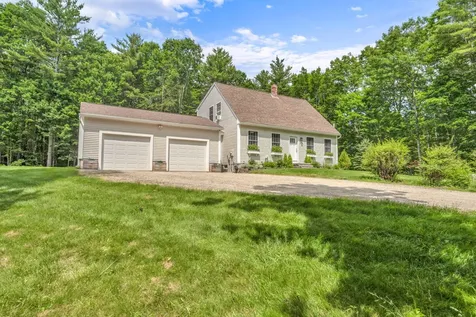 10 Friendship Drive Gray ME 04039