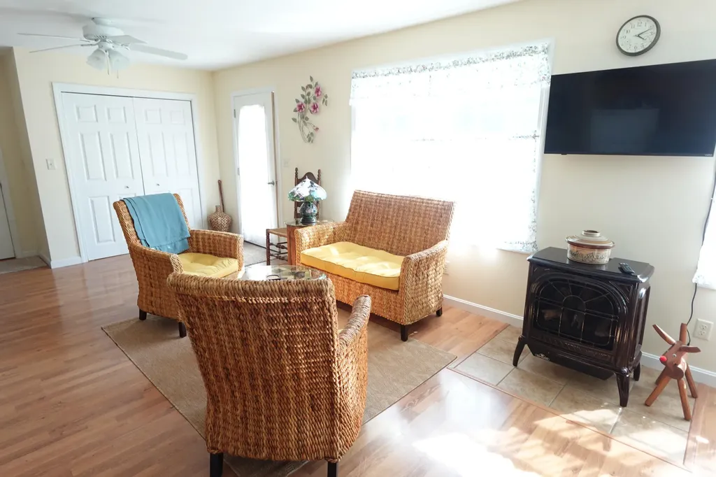 106 Harris Lane Farmington ME 04938