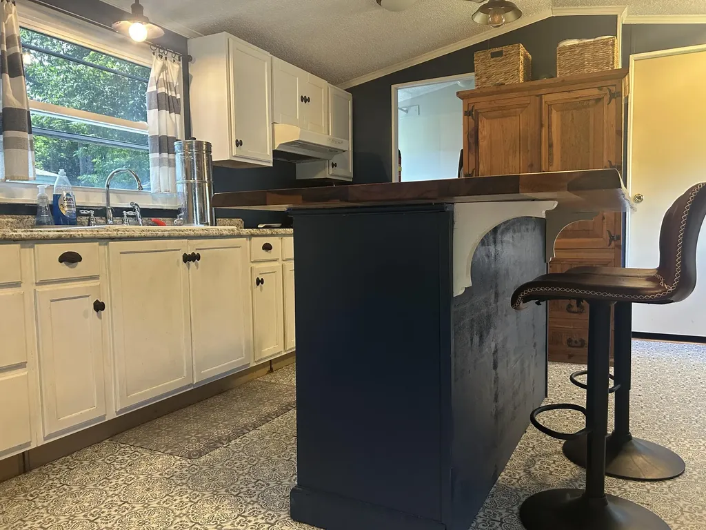 51 Pine Hill M H Park Berwick ME 03901