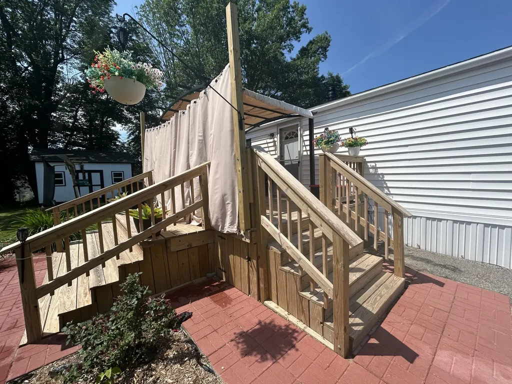 51 Pine Hill M H Park Berwick ME 03901