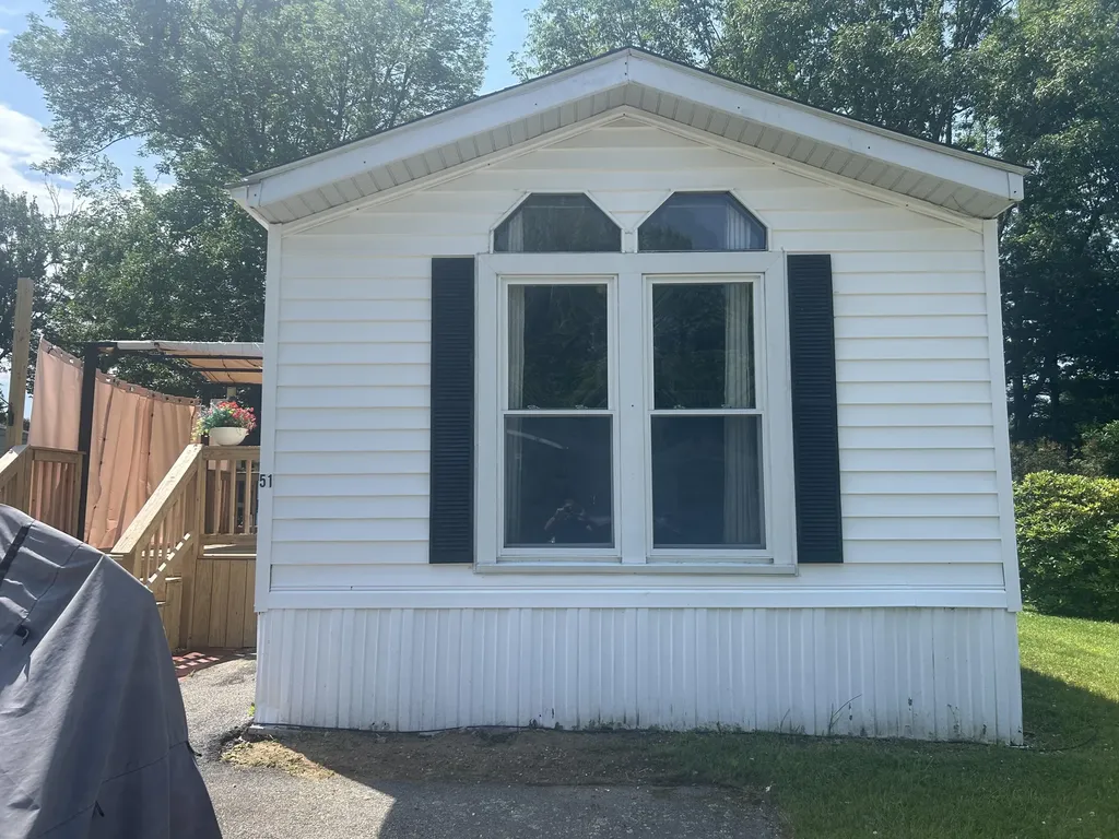 51 Pine Hill M H Park Berwick ME 03901