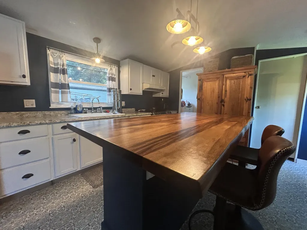 51 Pine Hill M H Park Berwick ME 03901