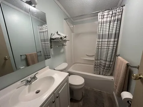 51 Pine Hill M H Park Berwick ME 03901