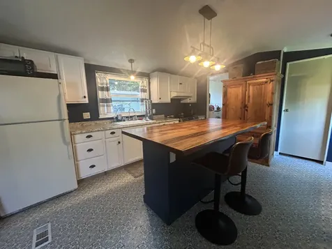 51 Pine Hill M H Park Berwick ME 03901