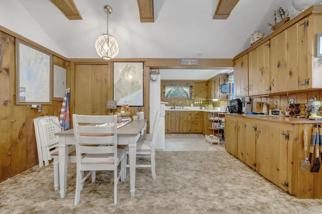 6 Plummer Drive Raymond ME 04071
